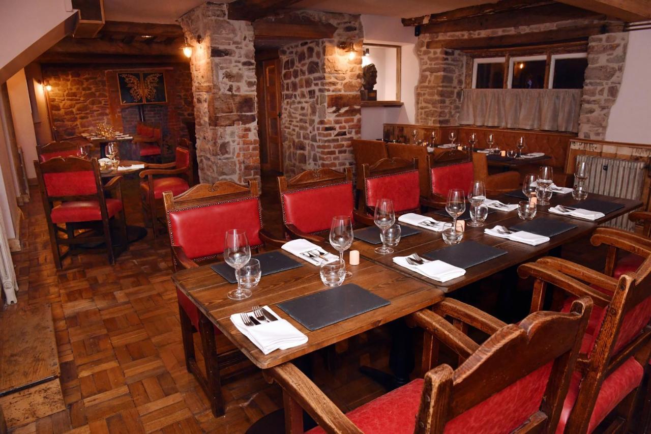 Alfred Russel Wallace Restaurant With Rooms Аск Экстерьер фото